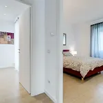Lovely 3 Rooms Apartment Close Trastevere Station