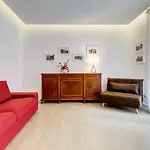 Lovely 3 Rooms Apartment Close Trastevere Station