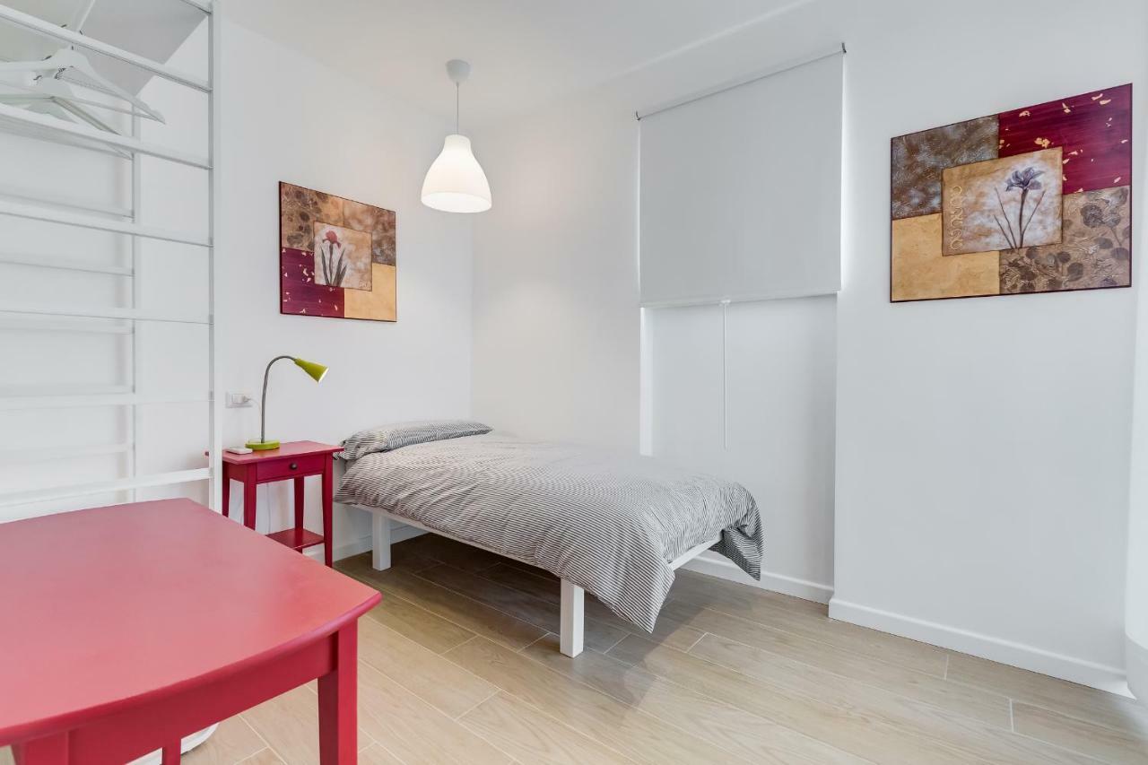 Apartment Lovely 3 Close Trastevere Station